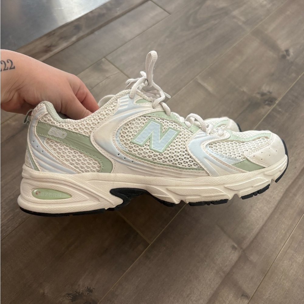 New Balance 530s size 9.5 women’s